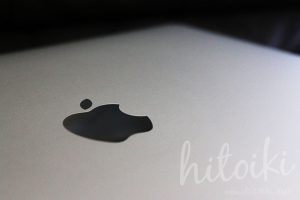 MacBookPro13インチ（2017年モデル）TouchID付きタッチバー搭載モデルを購入！評価・評判・レビュー！
