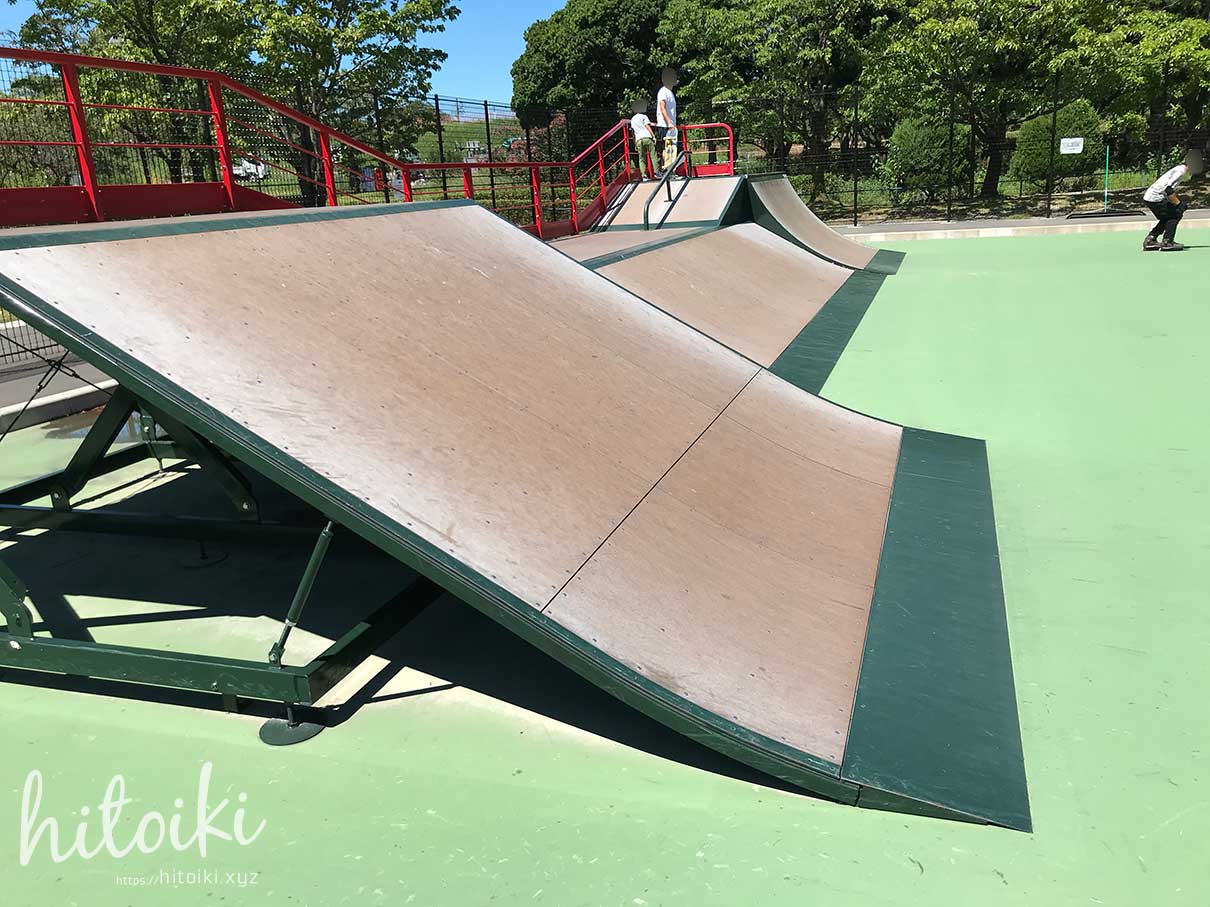 庄内緑地公園のスケートパークに行ってみた！ローカル色もなく、子どもや初心者でも安心してサーフスケートができる場所！ shonai-ryokuchi_skatepark_img_3675